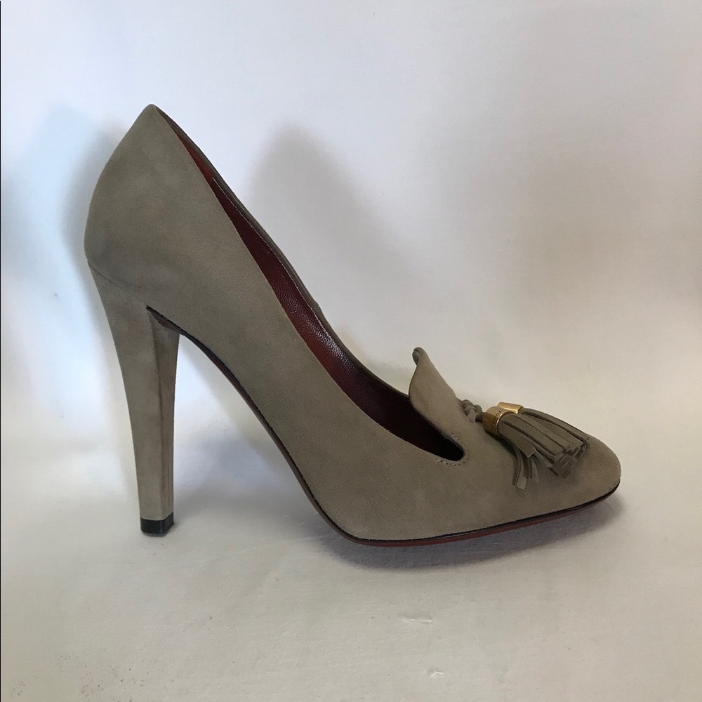 Gucci suede loafer pump with tassels